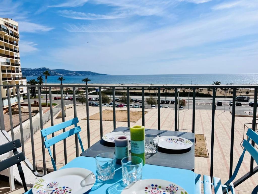 Apartament Sylvia 4A - Estudio En Primera Linea De Mar - Centrico - Terraza Vista Mar - Playa - Wifi Empuriabrava Zewnętrze zdjęcie